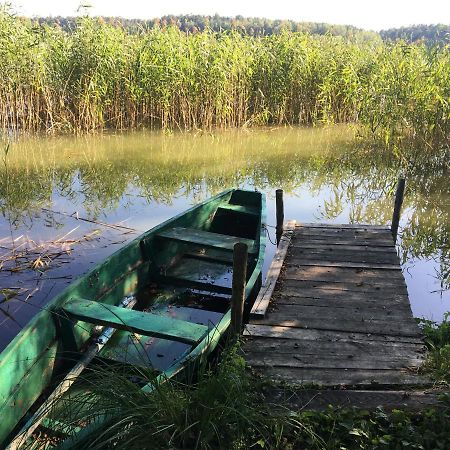 Dom Pod Bialym Pagajem Villa Pisz Kültér fotó